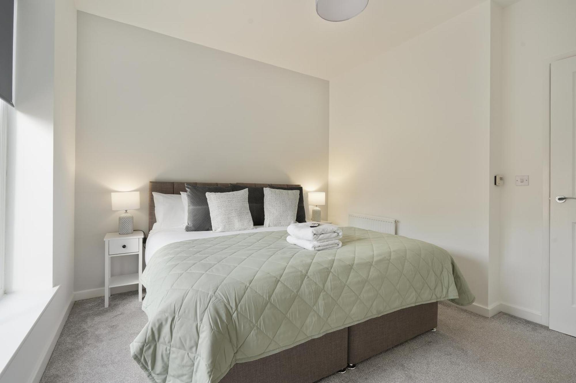 Mersey Way, Spacious 3 Bed Home, Close To Sheffield City Centre & Free Driveway Parking - Perfect For Workers, Groups & Families - Hosted By Stay Host Save מראה חיצוני תמונה