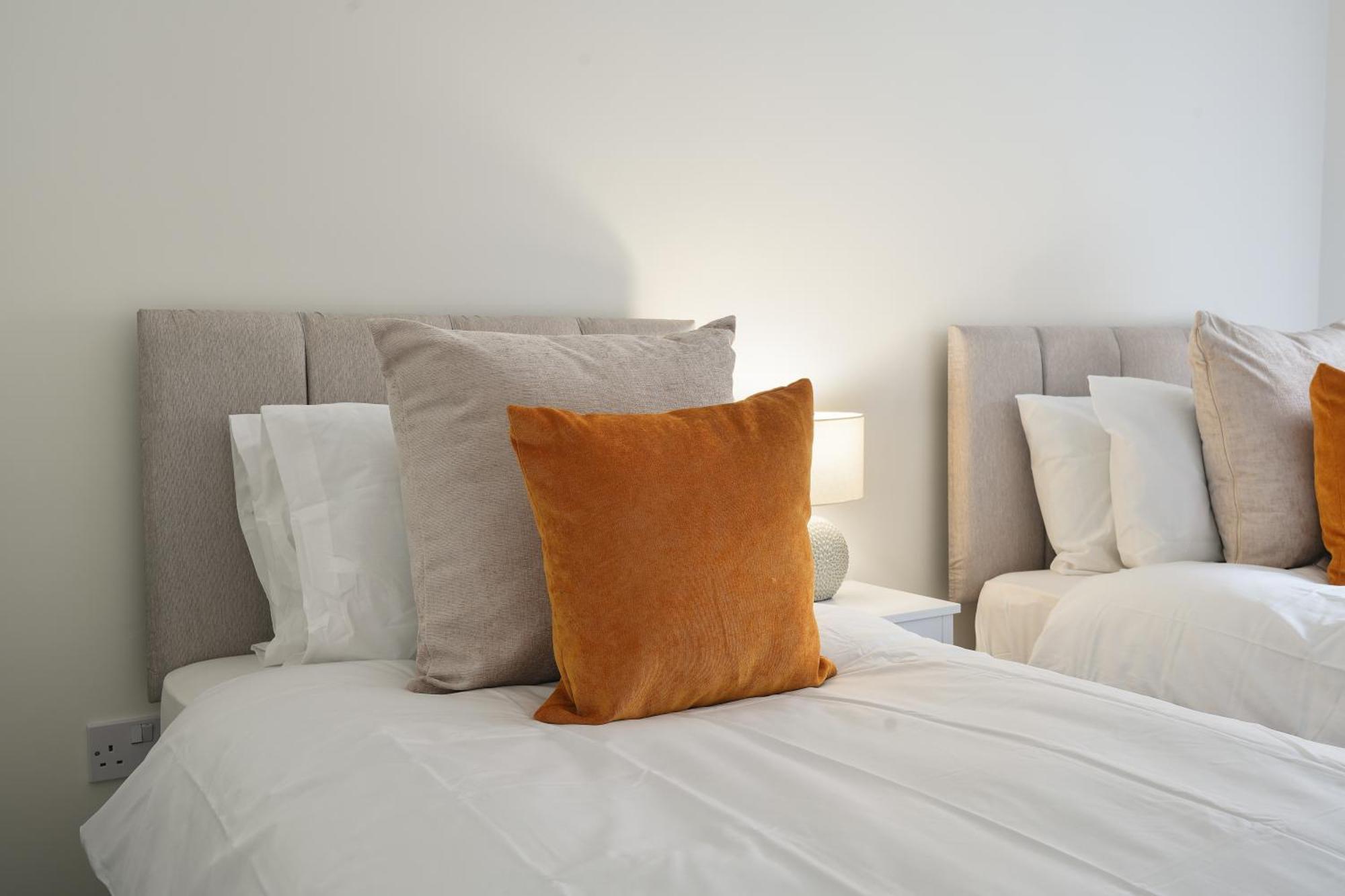 Mersey Way, Spacious 3 Bed Home, Close To Sheffield City Centre & Free Driveway Parking - Perfect For Workers, Groups & Families - Hosted By Stay Host Save מראה חיצוני תמונה